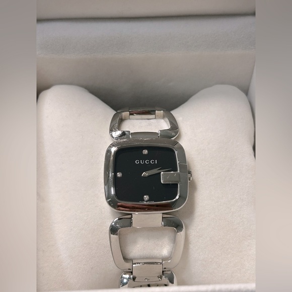 Authentic Gucci watch - Picture 2 of 2